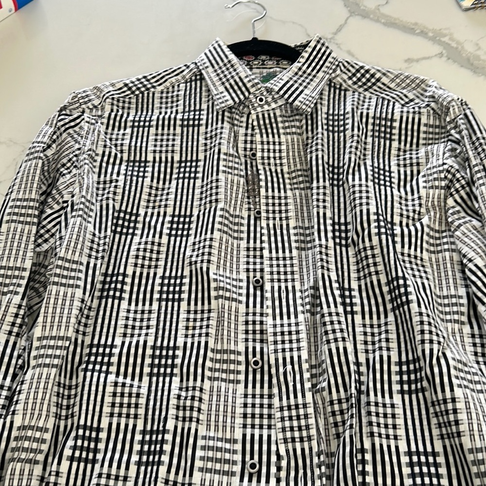 Robert Graham black and white